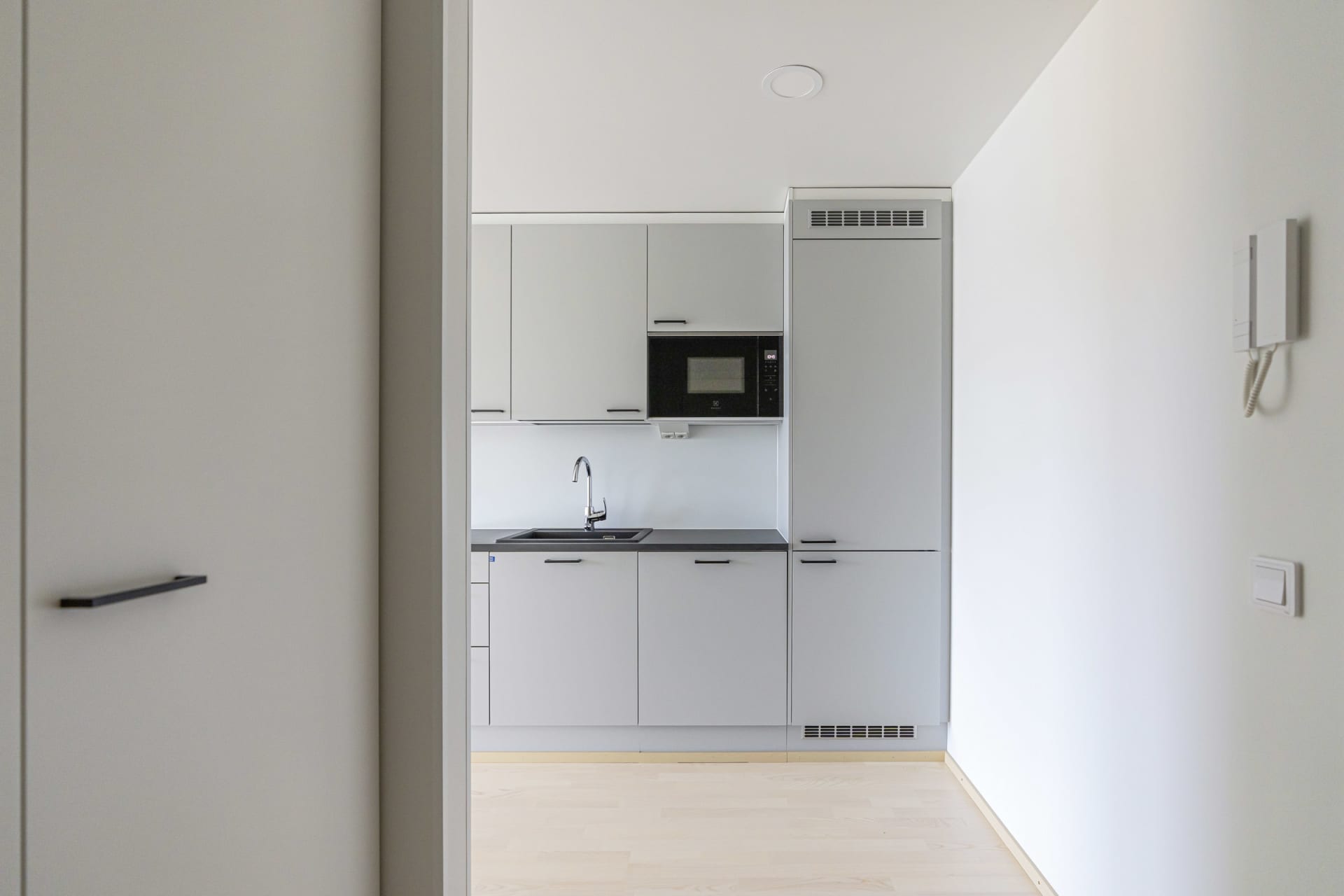 Myytävät asunnot Lahden Joutjärven rannalla