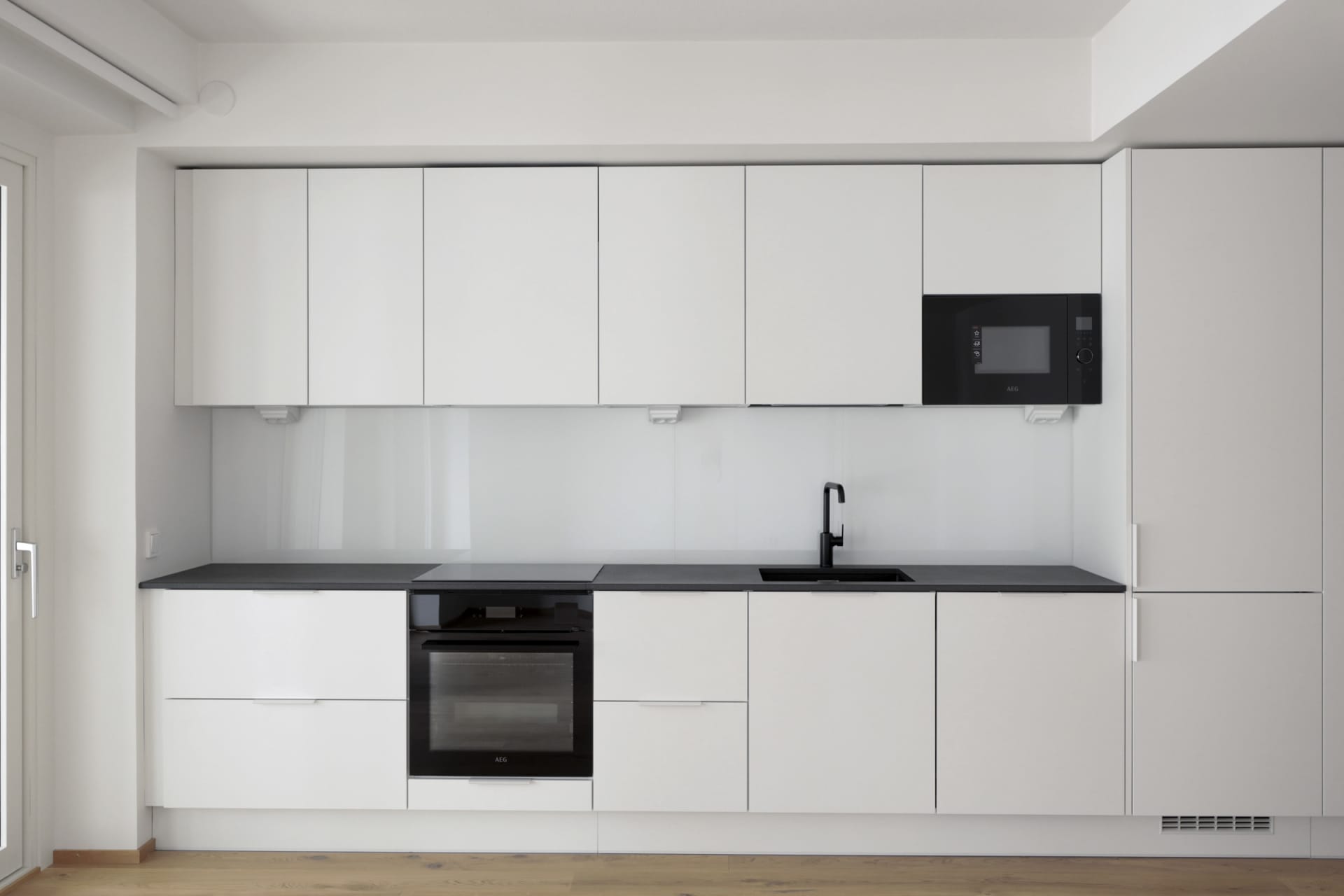 Myytävät asunnot Espoon Tapiolan Tuultenristissä. Espoon Tuultentietäjän kodit ovat muuttovalmiita.