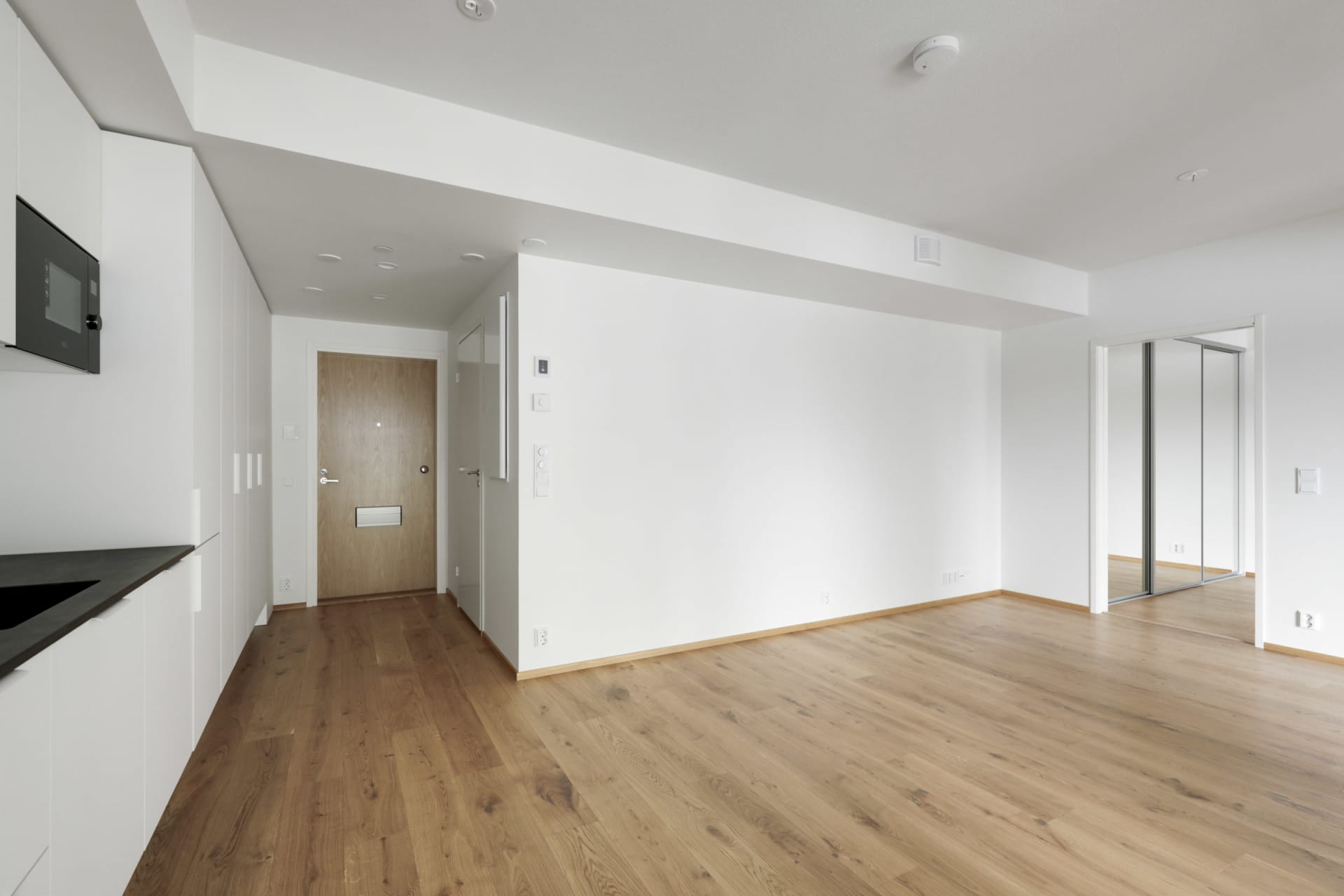 Myytävät asunnot Espoon Tapiolan Tuultenristissä. Espoon Tuultentietäjän kodit ovat muuttovalmiita.