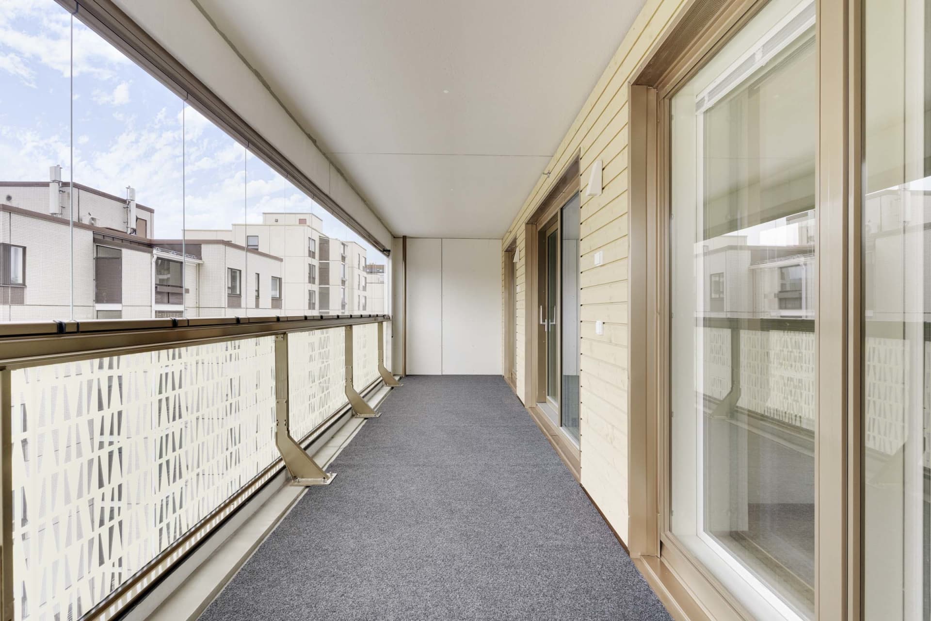 Myytävät asunnot Espoon Tapiolan Tuultenristissä. Espoon Tuultentietäjän kodit ovat muuttovalmiita.