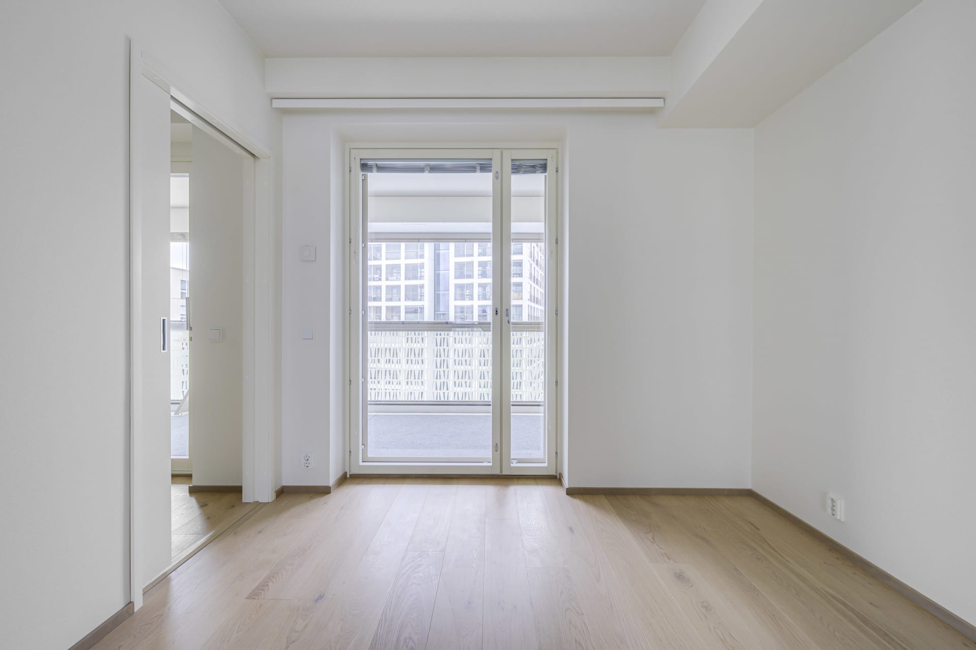 Myytävät asunnot Espoon Tapiolan Tuultenristissä. Espoon Tuultentietäjän kodit ovat muuttovalmiita.