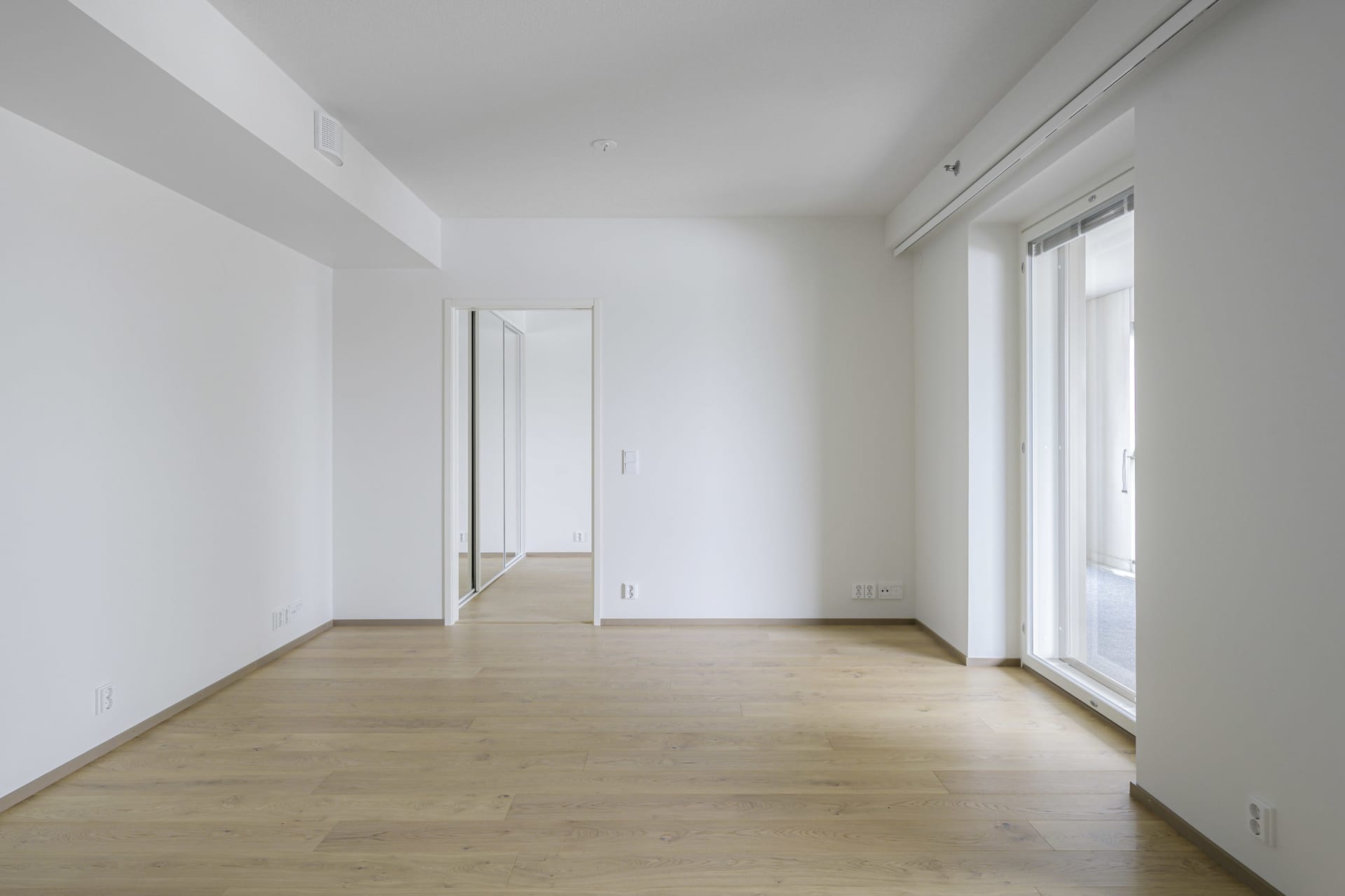 Myytävät asunnot Espoon Tapiolan Tuultenristissä. Espoon Tuultentietäjän kodit ovat muuttovalmiita.