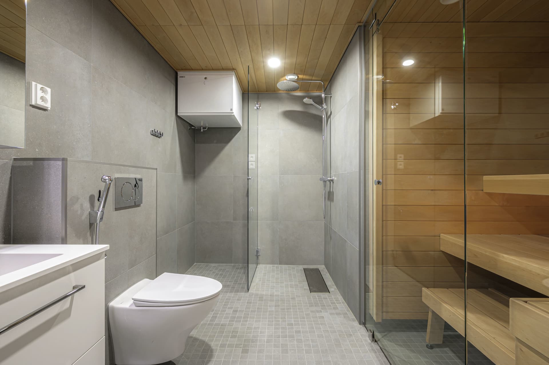 Myytävät asunnot Espoon Tapiolan Tuultenristissä. Espoon Tuultentietäjän kodit ovat muuttovalmiita.