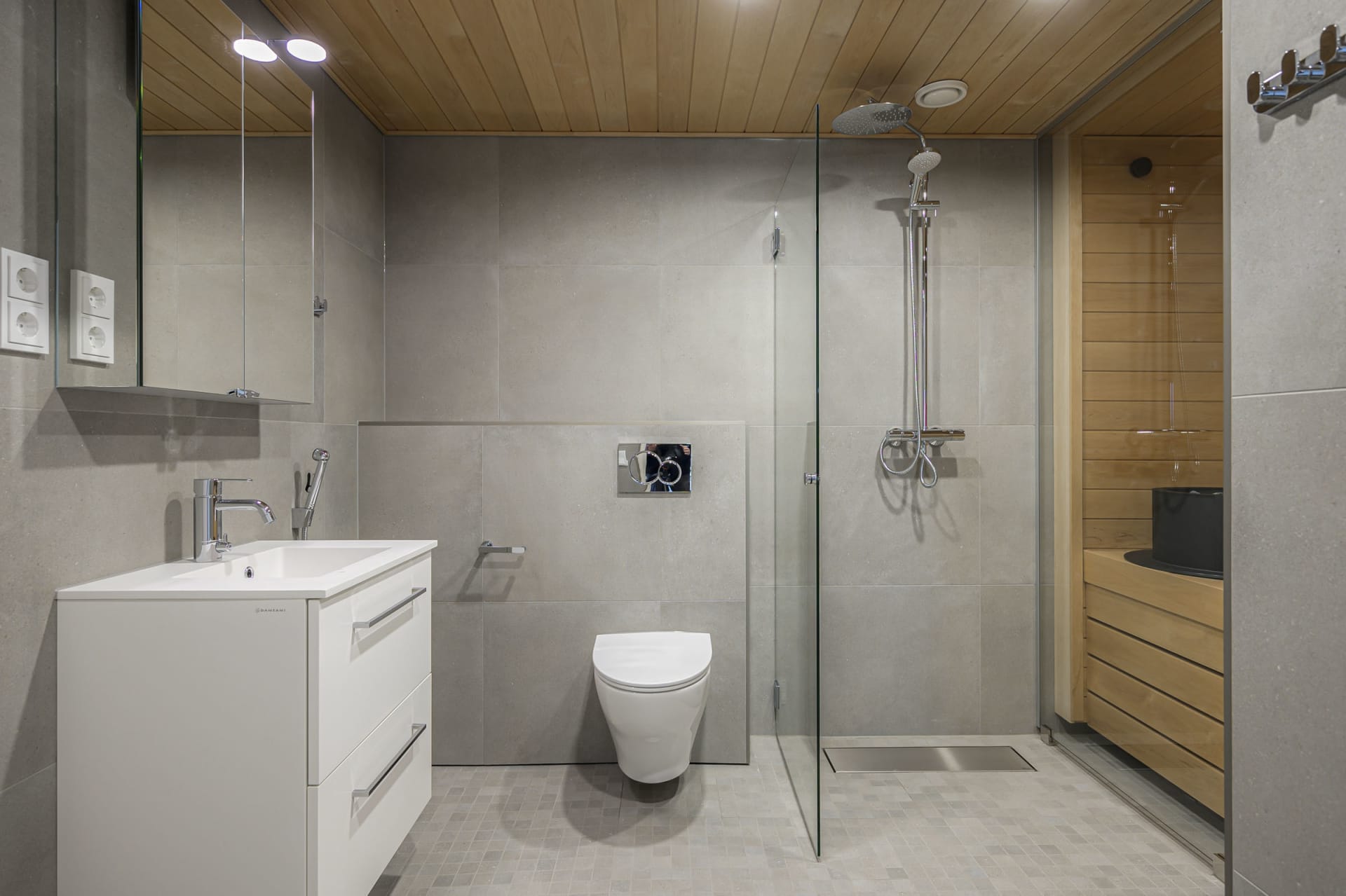 Myytävät asunnot Espoon Tapiolan Tuultenristissä. Espoon Tuultentietäjän kodit ovat muuttovalmiita.