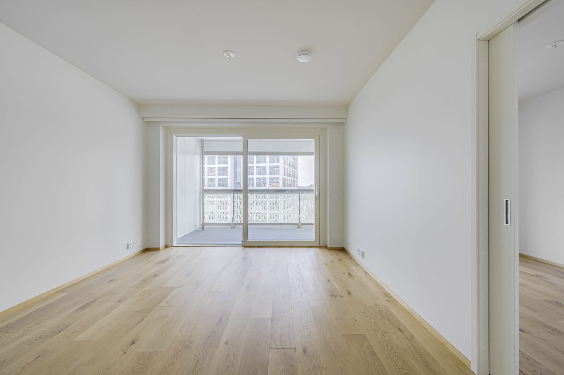 Myytävät asunnot Espoon Tapiolan Tuultenristissä. Espoon Tuultentietäjän kodit ovat muuttovalmiita.