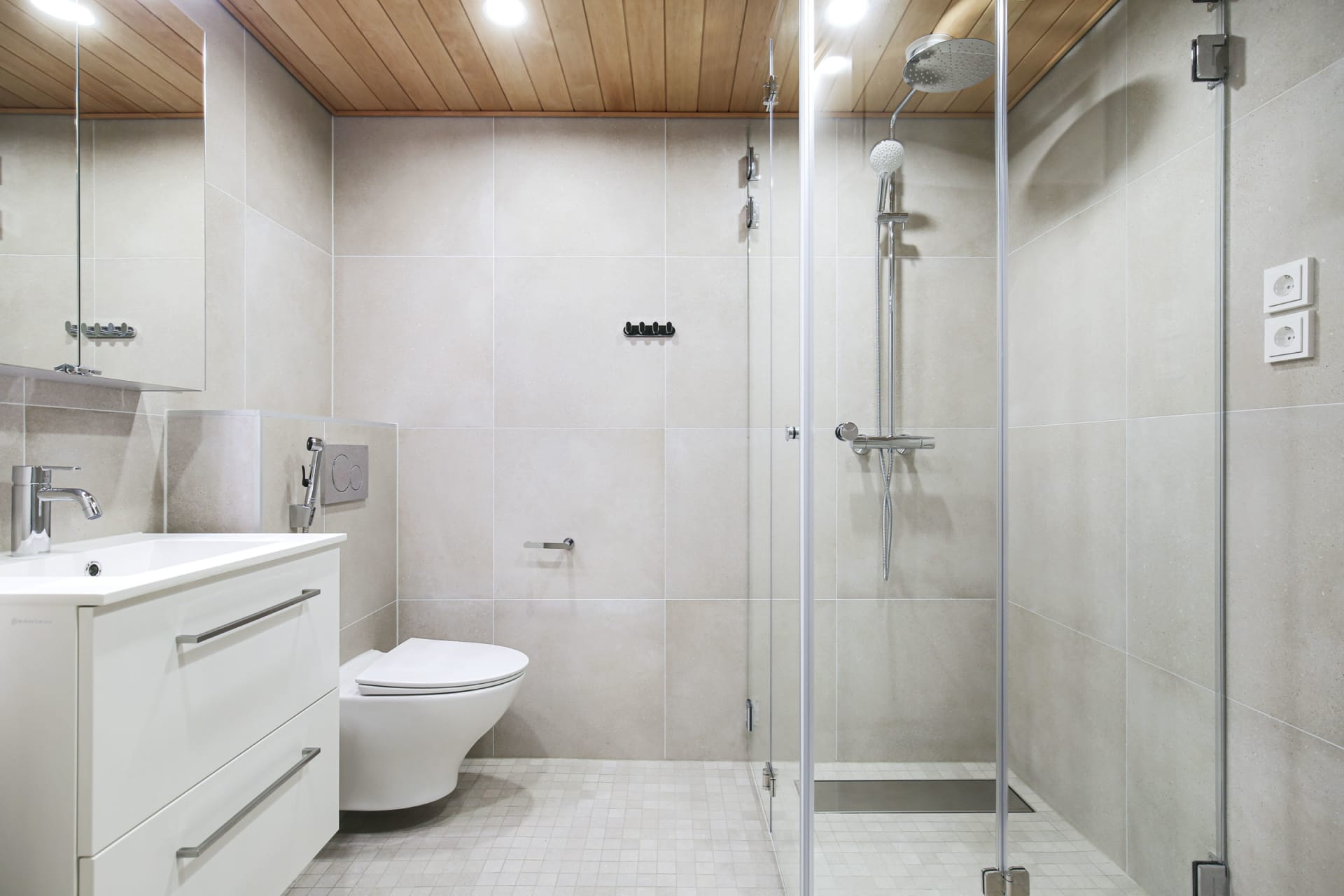 Myytävät asunnot Espoon Tapiolan Tuultenristissä. Espoon Tuultentietäjän kodit ovat muuttovalmiita.