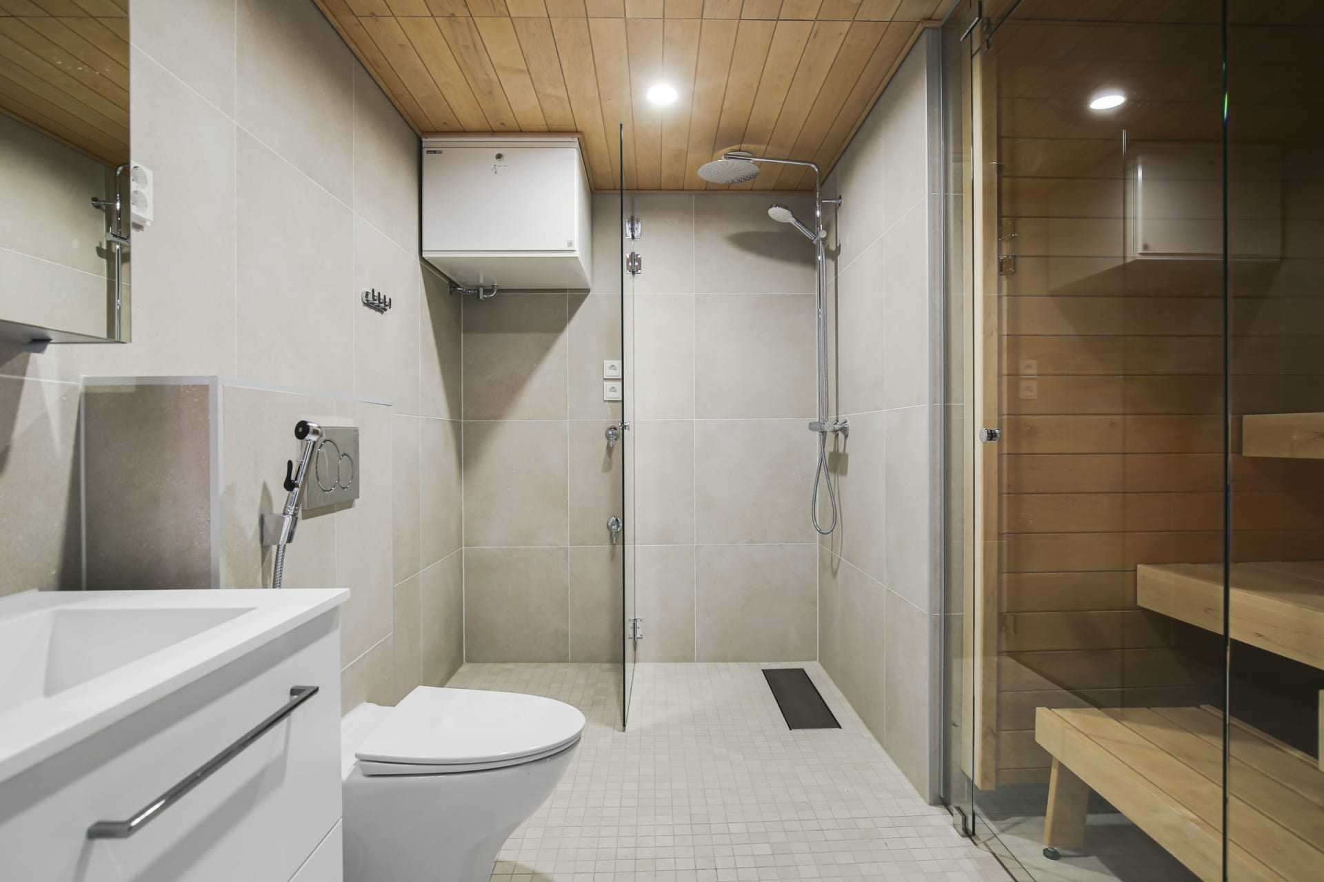 Myytävät asunnot Espoon Tapiolan Tuultenristissä. Espoon Tuultentietäjän kodit ovat muuttovalmiita.