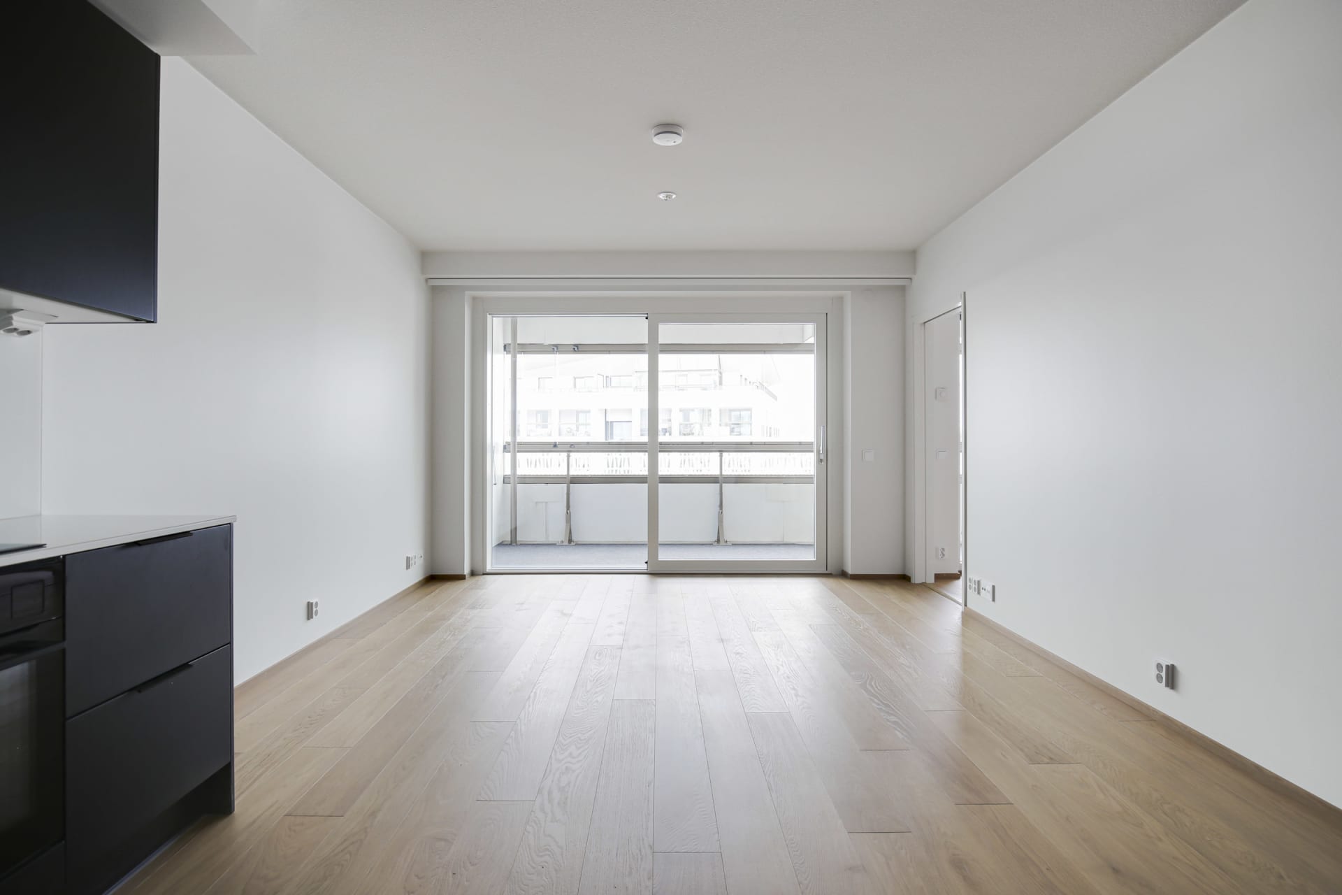 Myytävät asunnot Espoon Tapiolan Tuultenristissä. Espoon Tuultentietäjän kodit ovat muuttovalmiita.