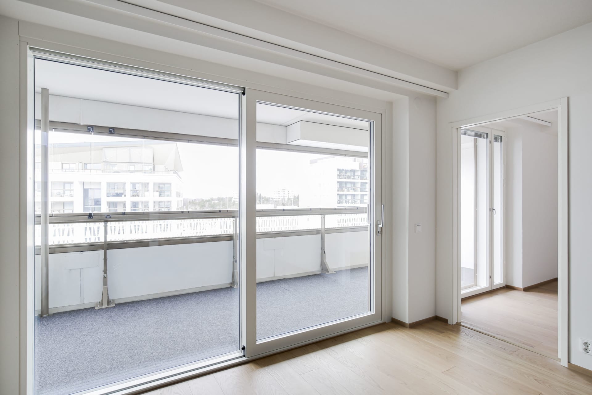 Myytävät asunnot Espoon Tapiolan Tuultenristissä. Espoon Tuultentietäjän kodit ovat muuttovalmiita.