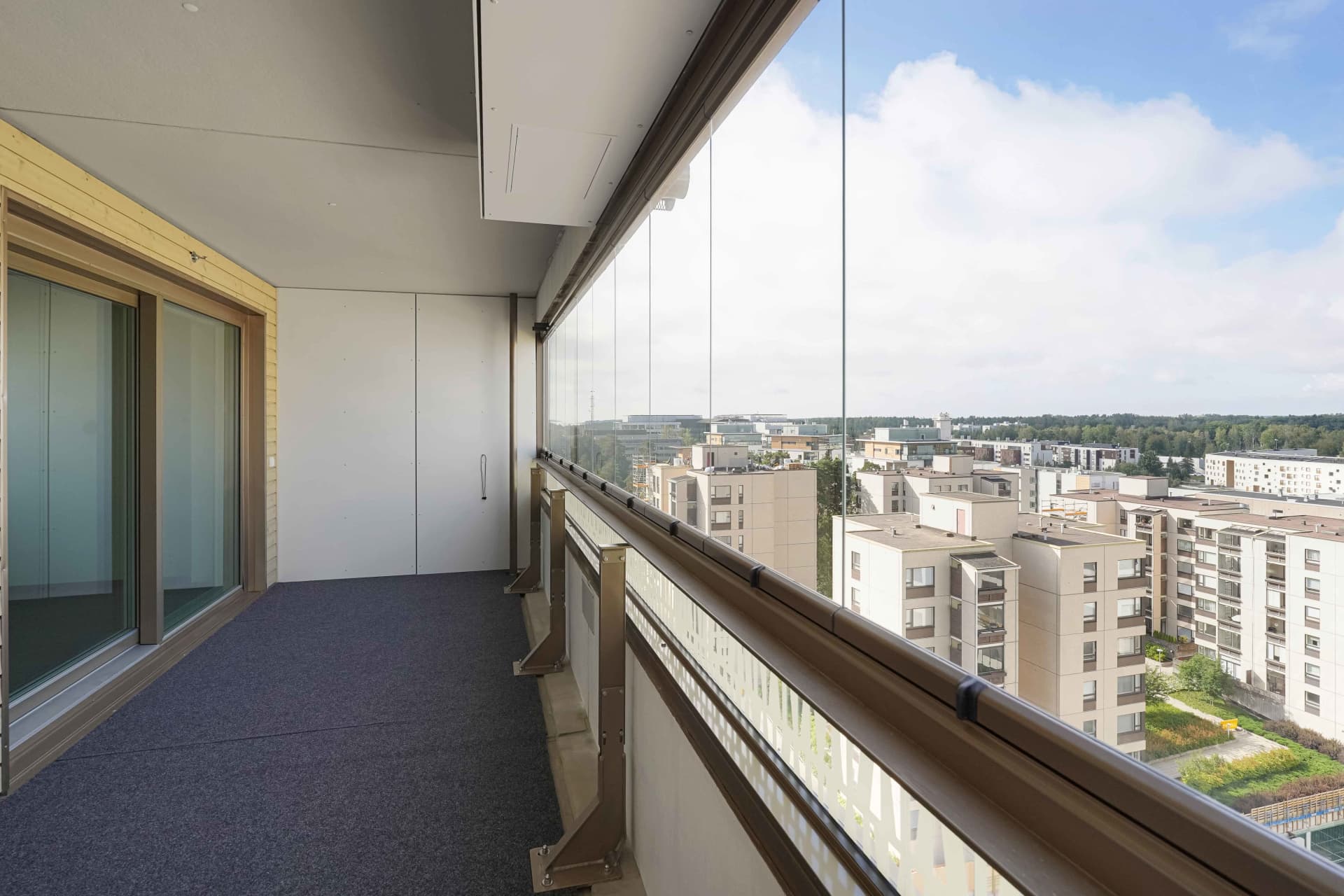 Myytävät asunnot Espoon Tapiolan Tuultenristissä. Espoon Tuultentietäjän kodit ovat muuttovalmiita.