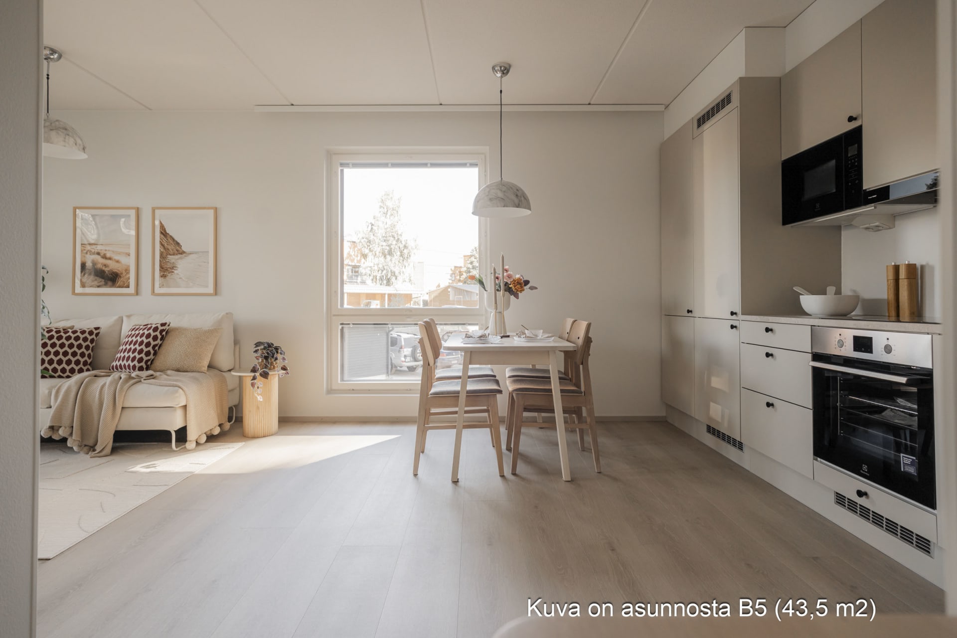 Myytävät asunnot Mustasaaren Omenalaaksossa. Bergiuksen laatukodissa on tilava, lasitettu parveke ja miellyttävä lattialämmitys.