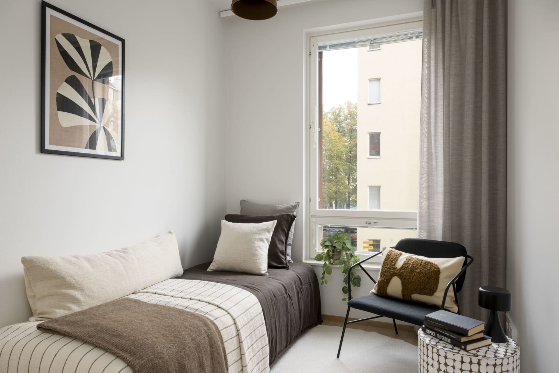 Myytävät asunnot, Helsingin Waltari, Töölöntulli, Meilahti, Stailattu kuva asunnosta A 1.