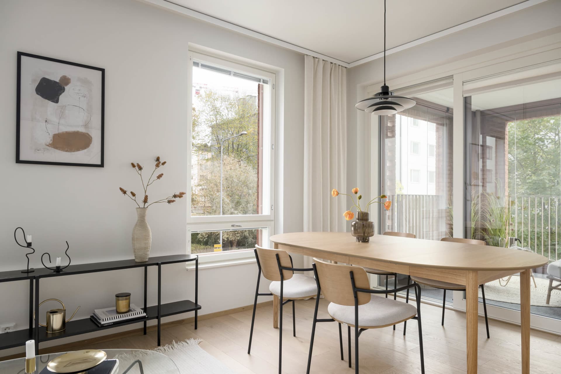 Myytävät asunnot, Helsingin Waltari, Töölöntulli, Meilahti, Stailattu kuva asunnosta A 1.