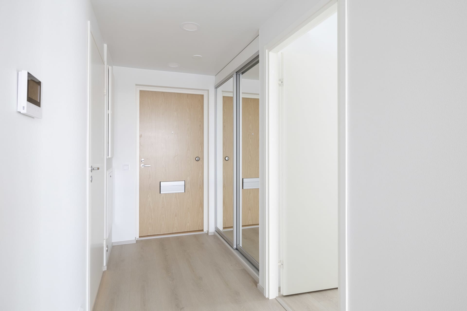 Mustasaaren Bergiuksen kodit ovat muuttovalmiita. Kodit sijaitsevat Mustasaaren Omenalaaksossa. 