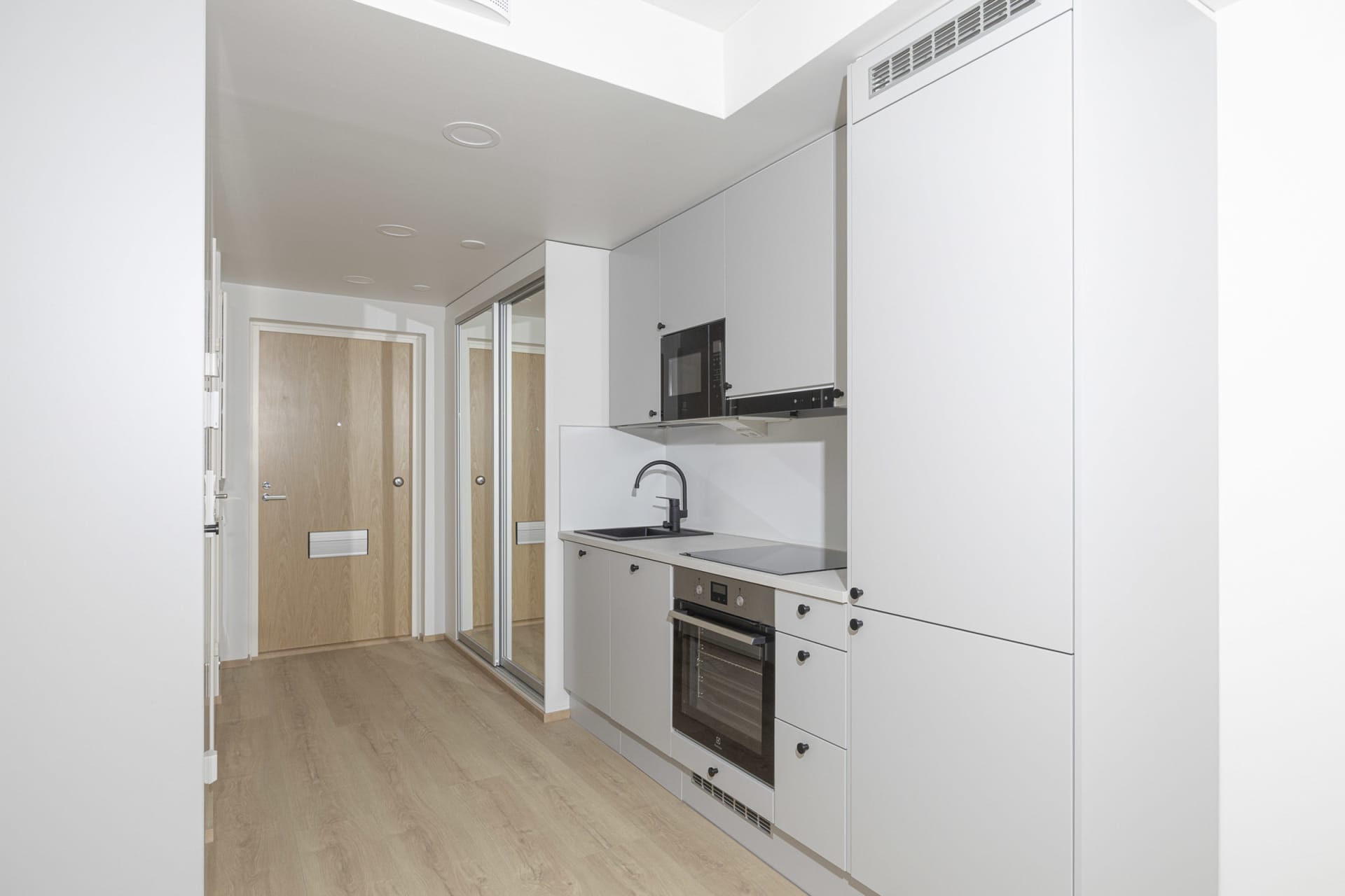 Mustasaaren Bergiuksen kodit ovat muuttovalmiita. Kodit sijaitsevat Mustasaaren Omenalaaksossa. 