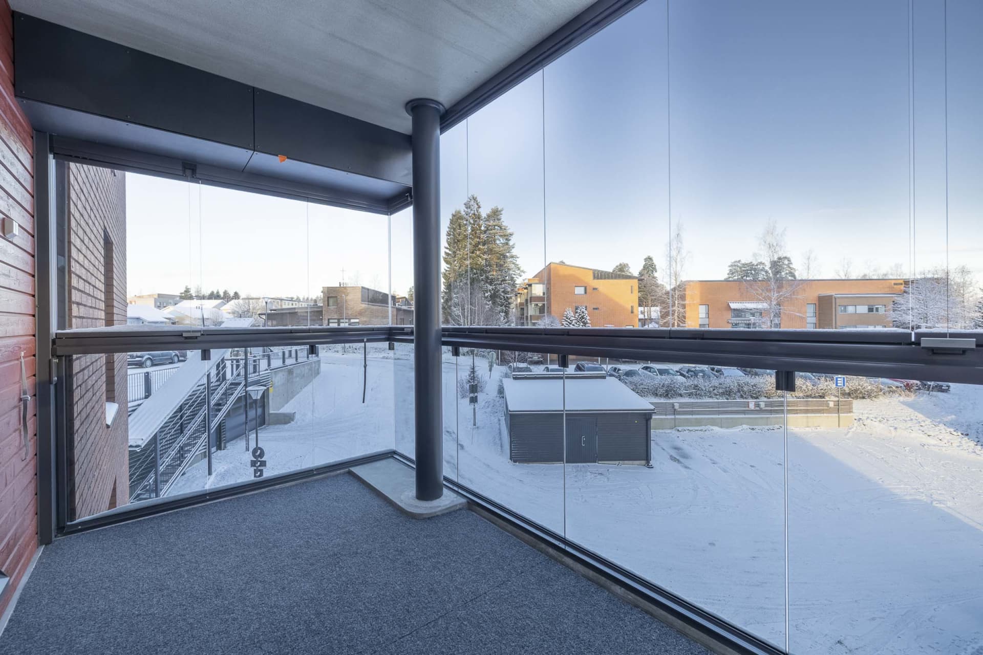 Mustasaaren Bergiuksen kodit ovat muuttovalmiita. Kodit sijaitsevat Mustasaaren Omenalaaksossa. 