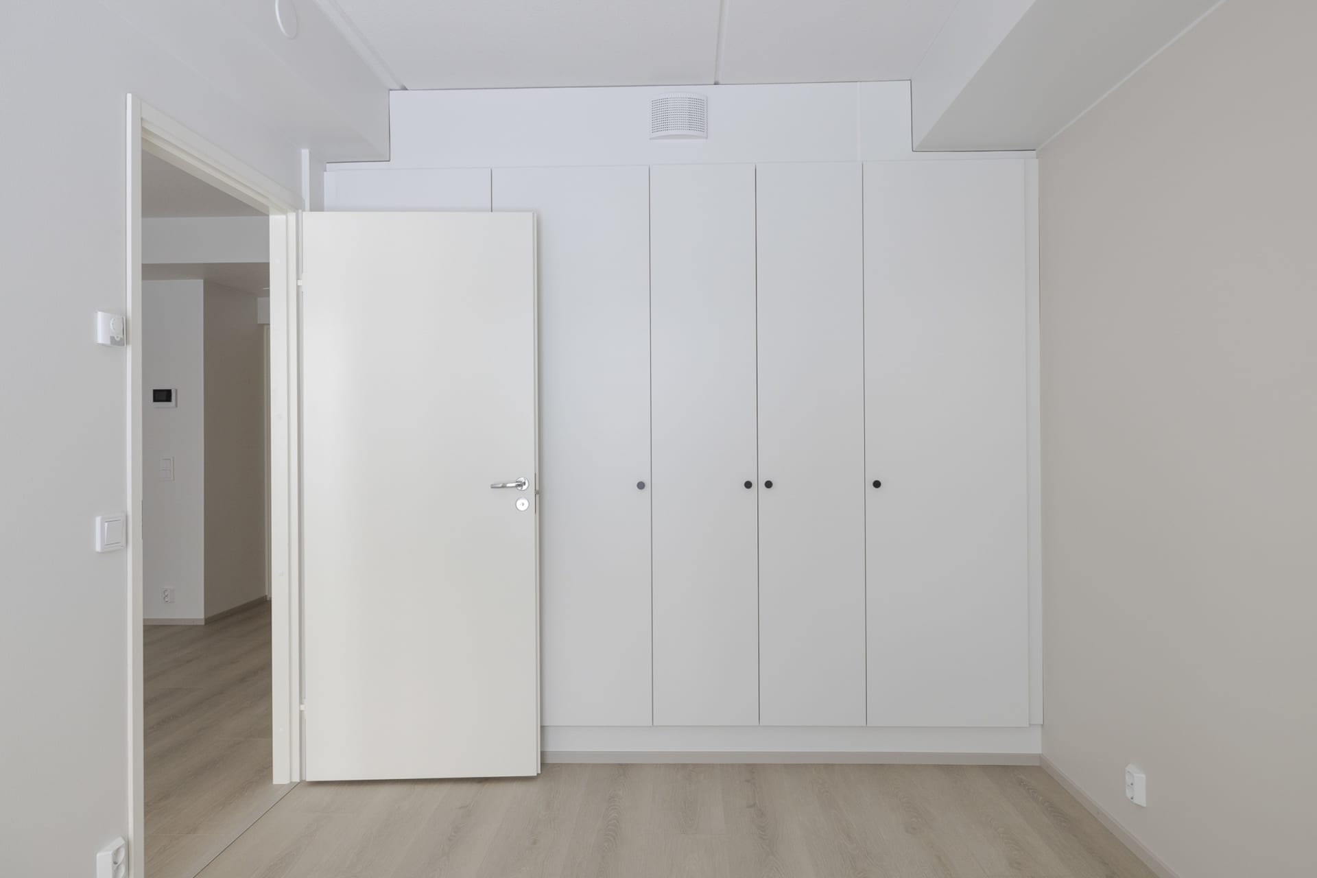 Mustasaaren Bergiuksen kodit ovat muuttovalmiita. Kodit sijaitsevat Mustasaaren Omenalaaksossa. 