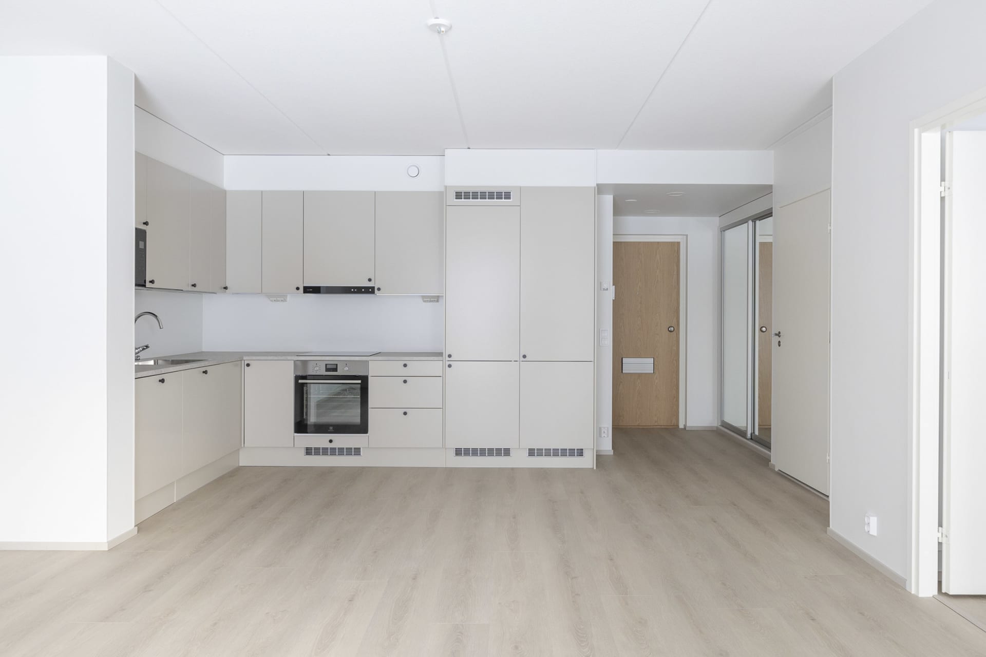 Mustasaaren Bergiuksen kodit ovat muuttovalmiita. Kodit sijaitsevat Mustasaaren Omenalaaksossa. 