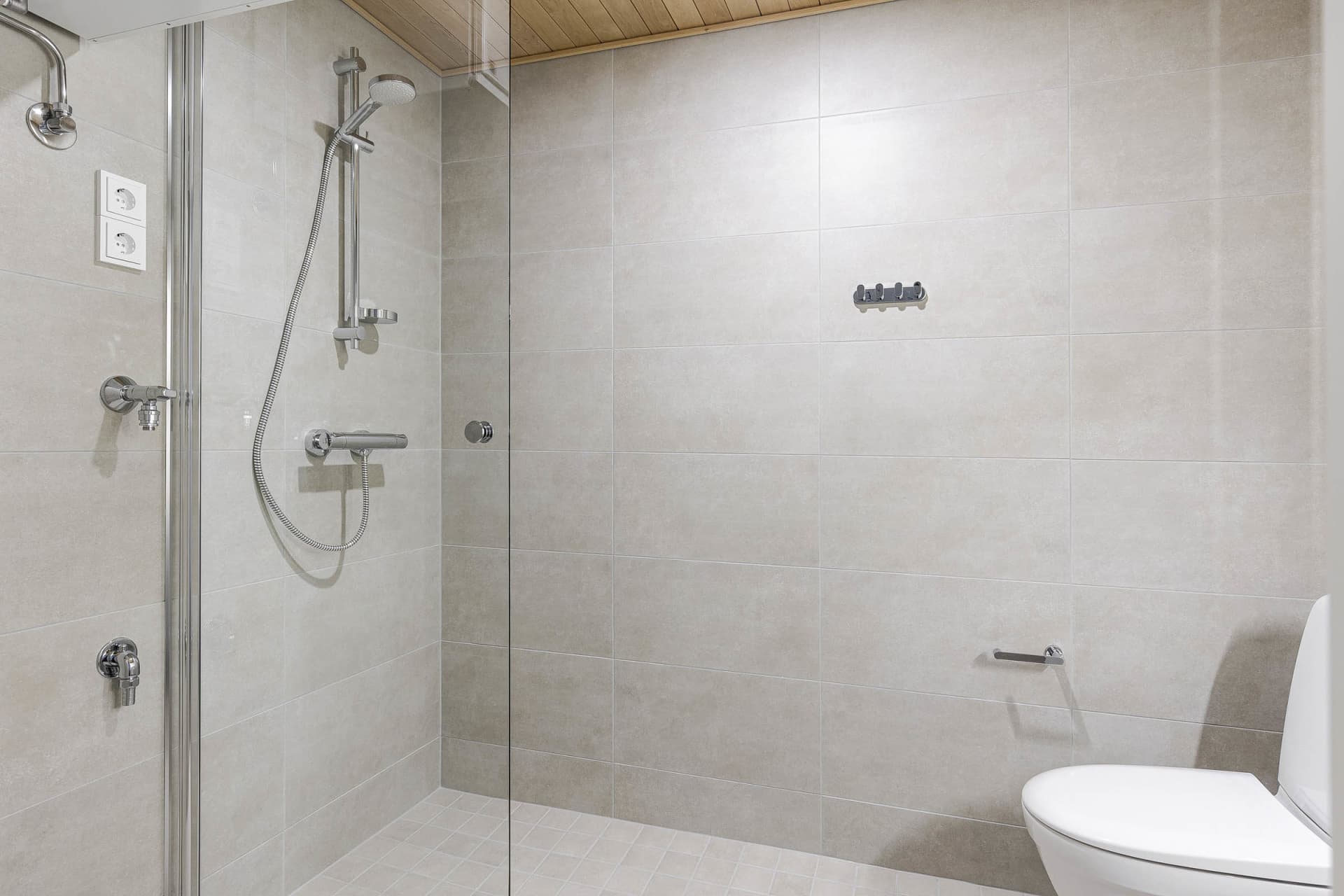 Muuttovalmiita koteja Kuopion keskustassa Maaherrankadulla