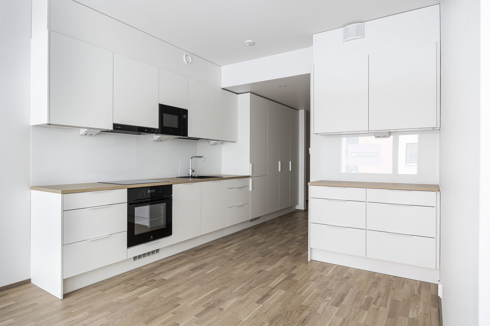 Muuttovalmiita koteja Kuopion keskustassa Maaherrankadulla