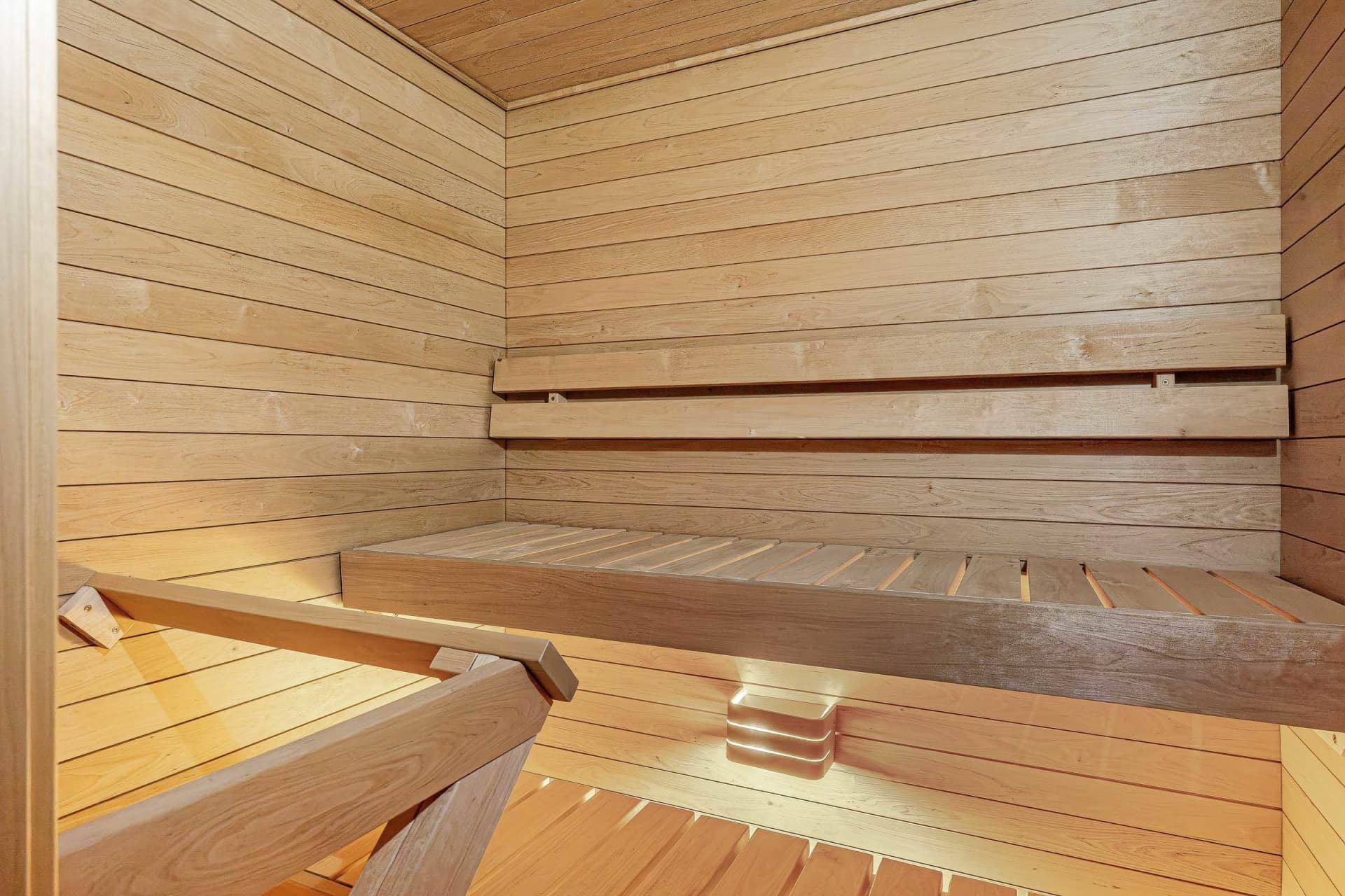 Myytävät asunnot Kuopion keskustassa Maaherrankadulla