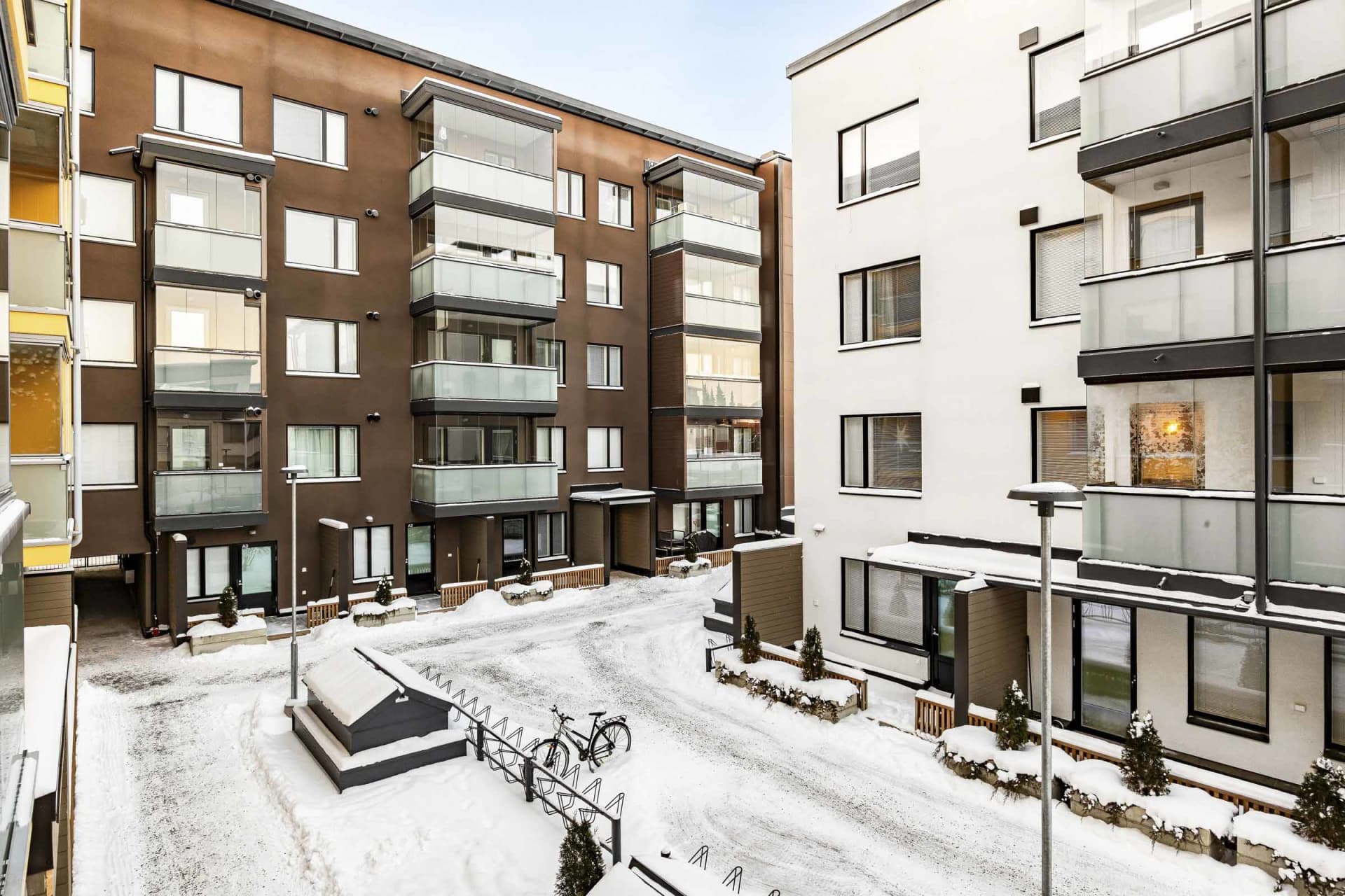 Myytävät asunnot Kuopion keskustassa Maaherrankadulla