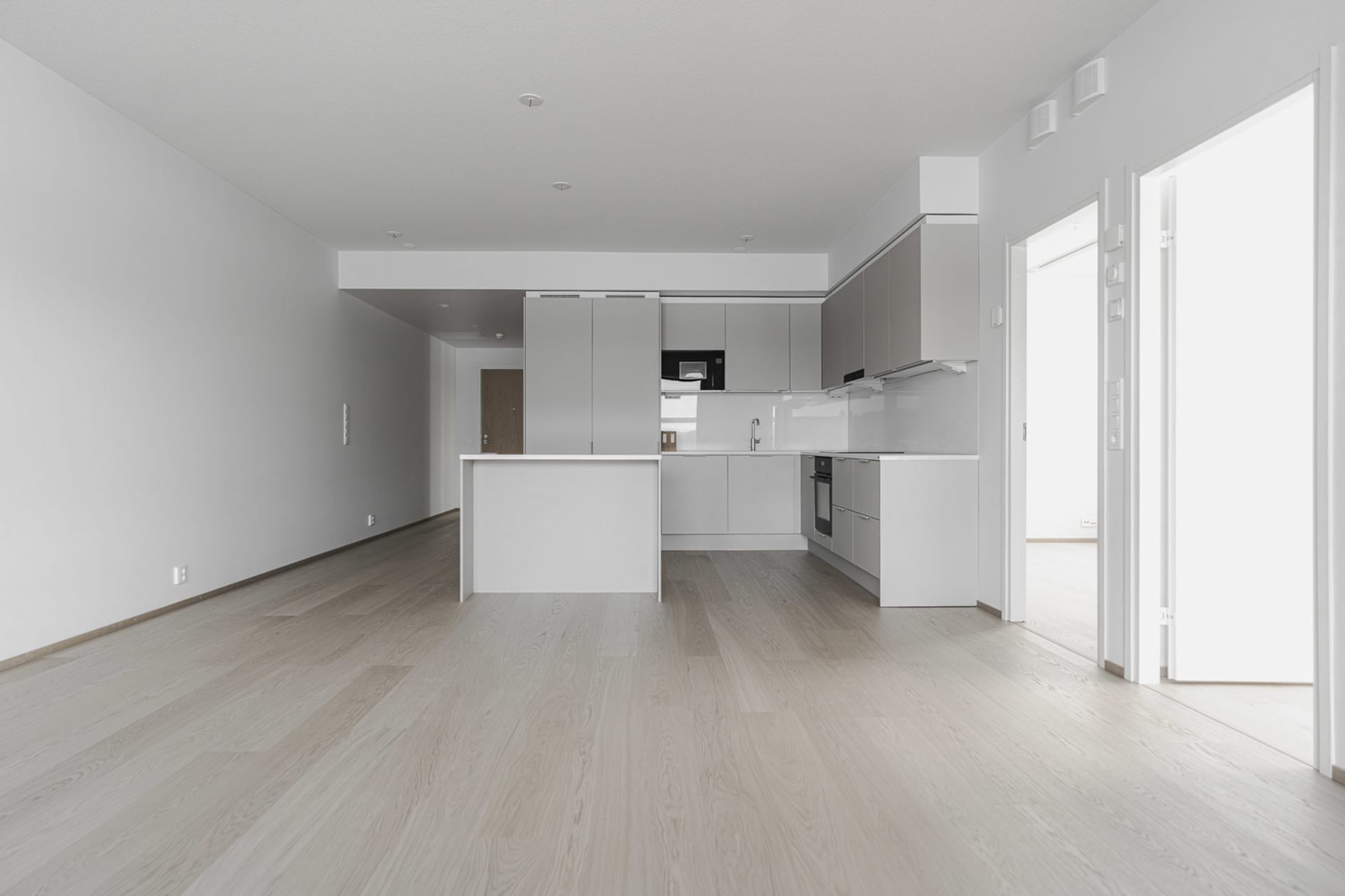 Myytävät asunnot Tampereen Tohlopinrannassa. Tampereen Ohjaajan kodit ovat muuttovalmiita. 