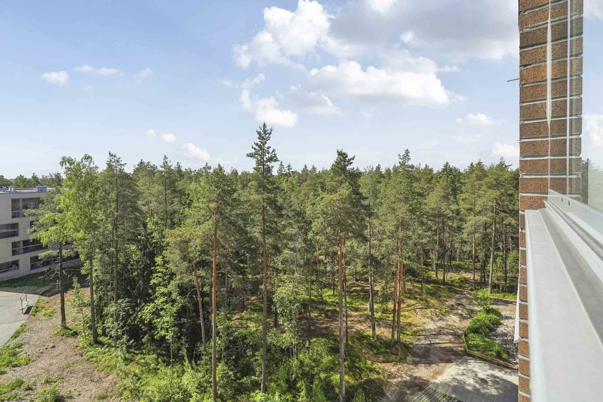 Myytävät asunnot Helsingin Kuninkaantammen alueella
