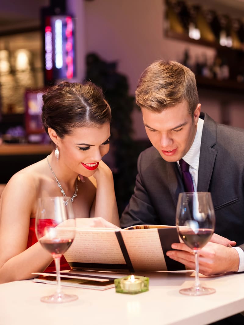 Escort Date Hamburg – 10 exklusive Ideen für eine besondere Begegnung