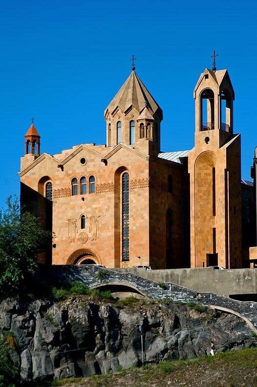 Церковь Сурб Саркис 