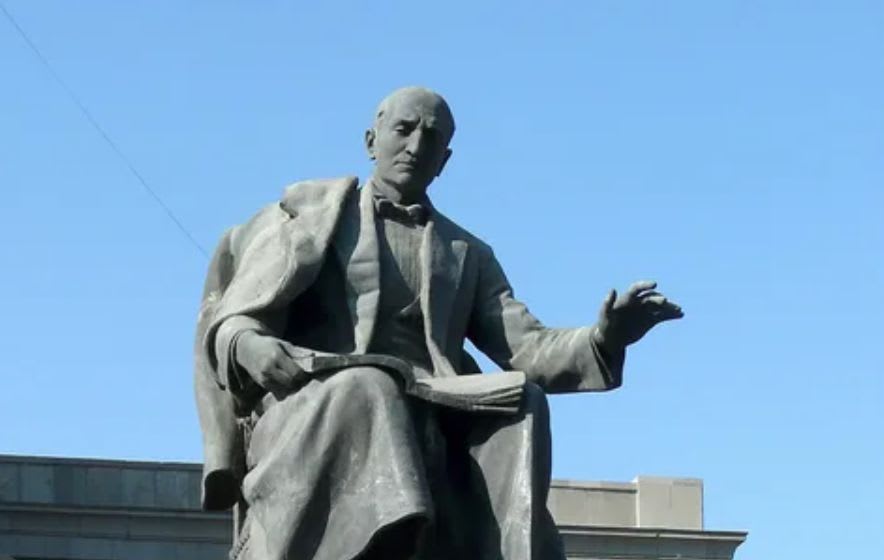 Памятник Александру Спендиаряну 