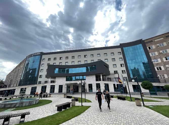 Григор Лусаворич Медицинский центр