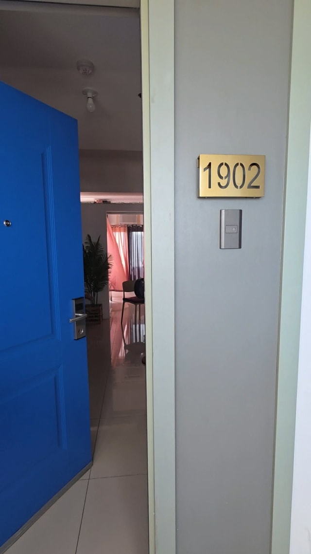 Parking slot P3-105