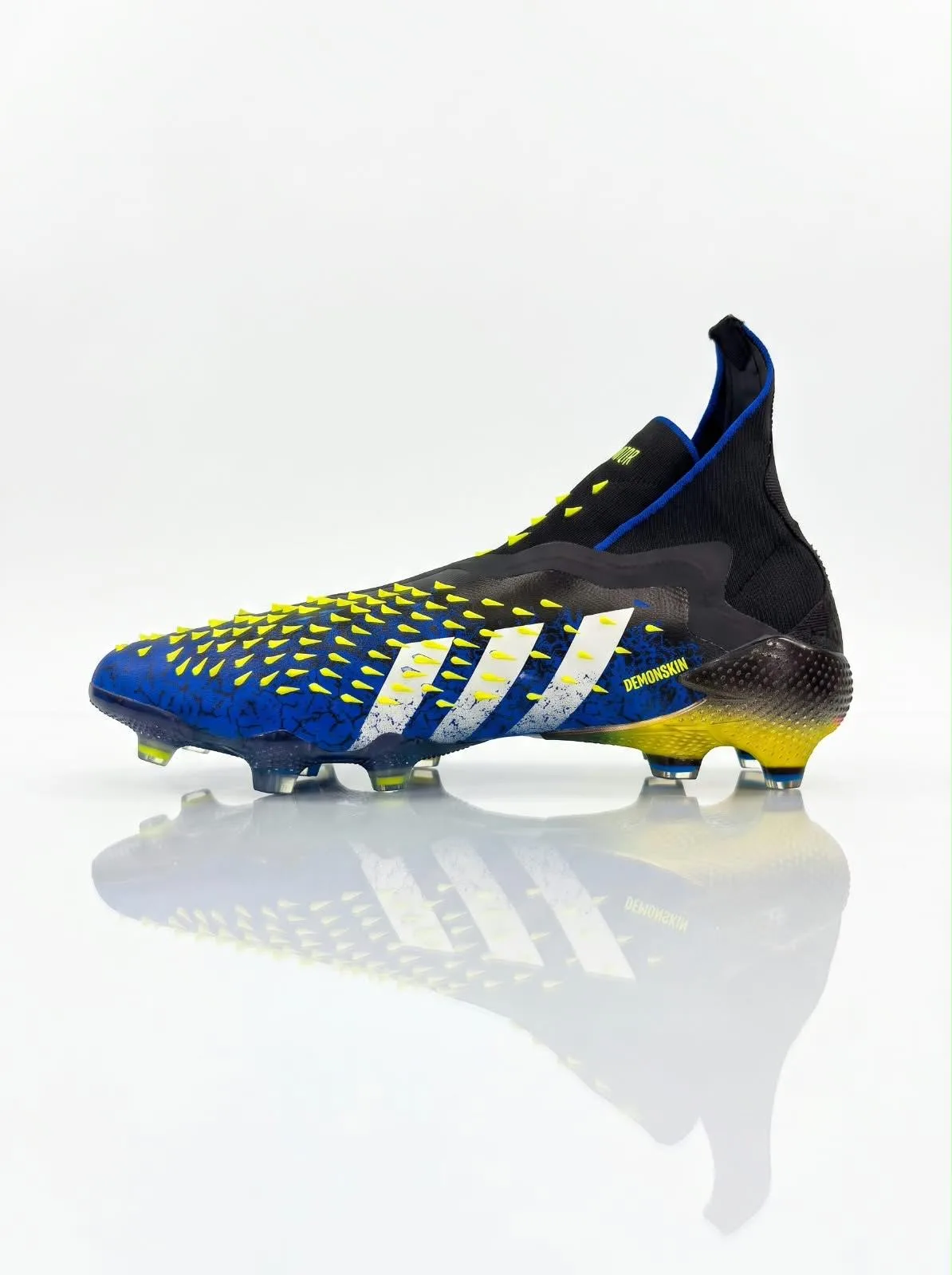 Adidas Predator Mutator