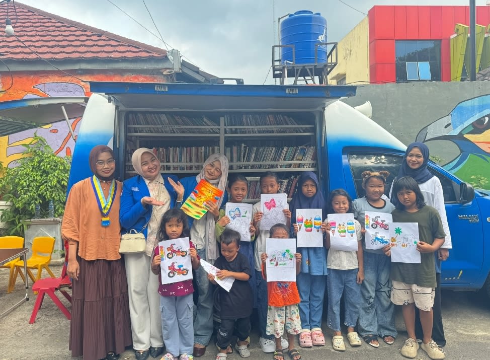 PMII FKIP Unila Gelar Bakti Sosial di Kaliawi, Hadirkan Pasar Gratis dan Layanan Kesehatan