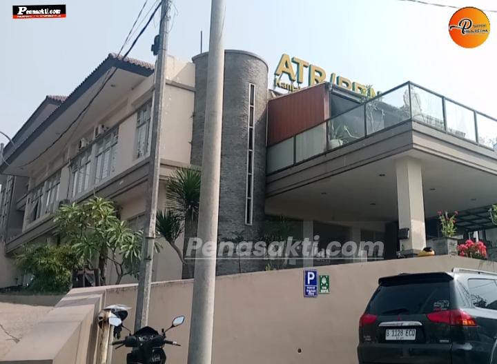 Kasubag TU ATR/BPN Bandung Barat Larang Media Ambil Dokumentasi, Ada Apa di Balik Ruang Kerja?