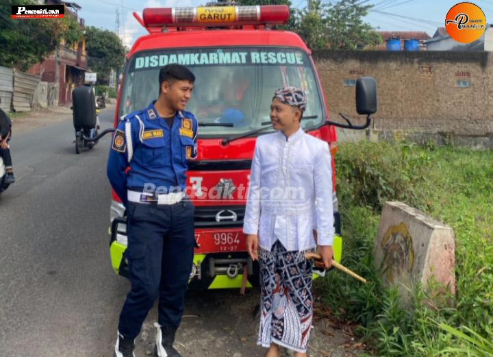 Surat Cinta Untuk Kepala Damkar Garut Bikin Meleleh Pasukan Biru ‎