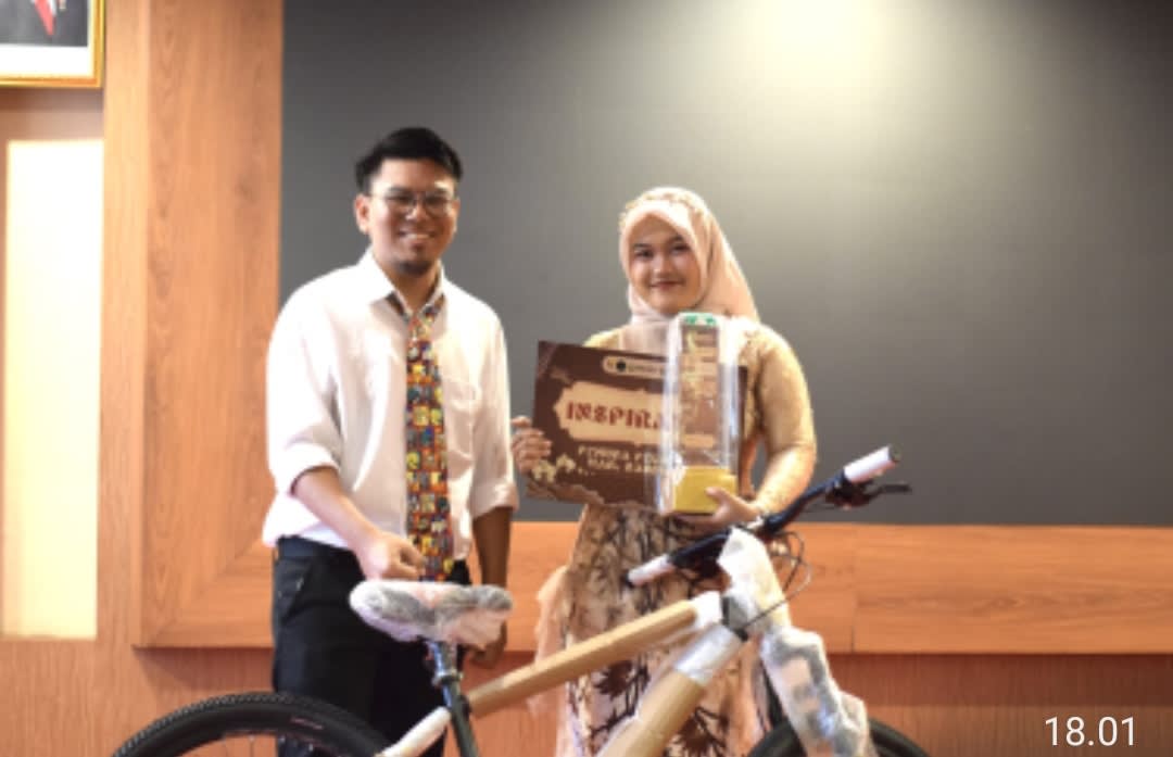 Tia Lutvia, Juara Inspiratif Pemuda pelopor Kabupaten Bandung : Bahagia dan Terharu berjuang Sampai Akhir