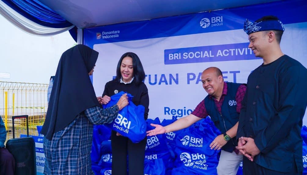 BRI Region 9 Salurkan Bantuan Sembako di Kelurahan Braga, Peringati HUT BRI ke-130