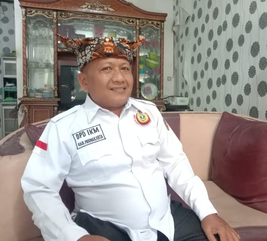 Uda Mardin,SE. : Ketua DPD Ikatan Keluarga Minang (IKM) Purwakarta Mengucapkan Terima Kasih, Bela Purwakarta Salurkan Donasi