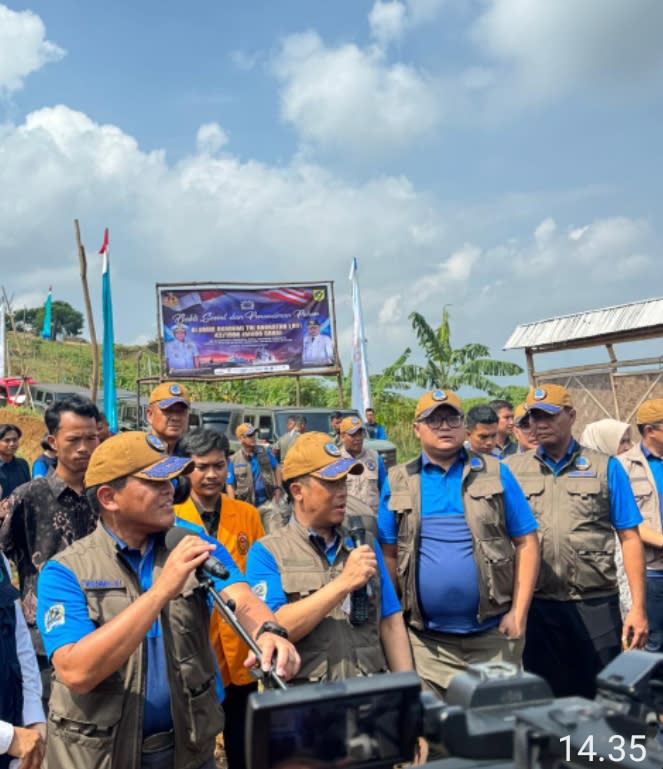 BRI Dukung Program Makan Bergizi Dalam Acara Bakti Sosial Bersama Alumni AAL 1996 “Moro Saka”