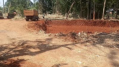 Cukup dengan Izin Kepala Desa dan Bupati Galian C Milik Kamim di Desa Sindanghaji Kec Palasah Sudah Beroperasi Selama Satu Tahun