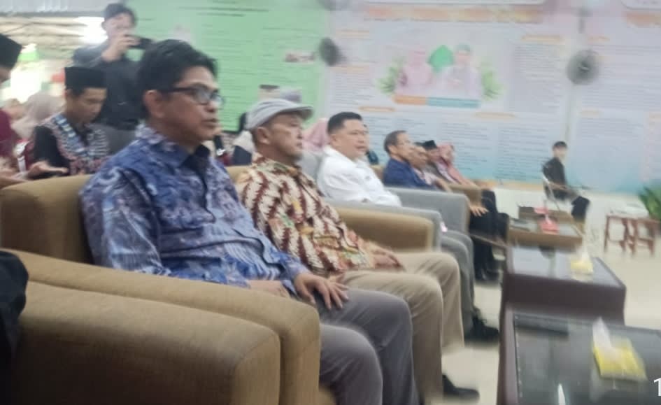 SEMINAR HASIL PENELITIAN KE 4 BRIN 3 LOKASI TEMUAN BENDA DI MUSEUM DAN BENDA-BENDA KERAMIK.MUSEUM PRABU SILIWANGI KOTA SUKABUMI