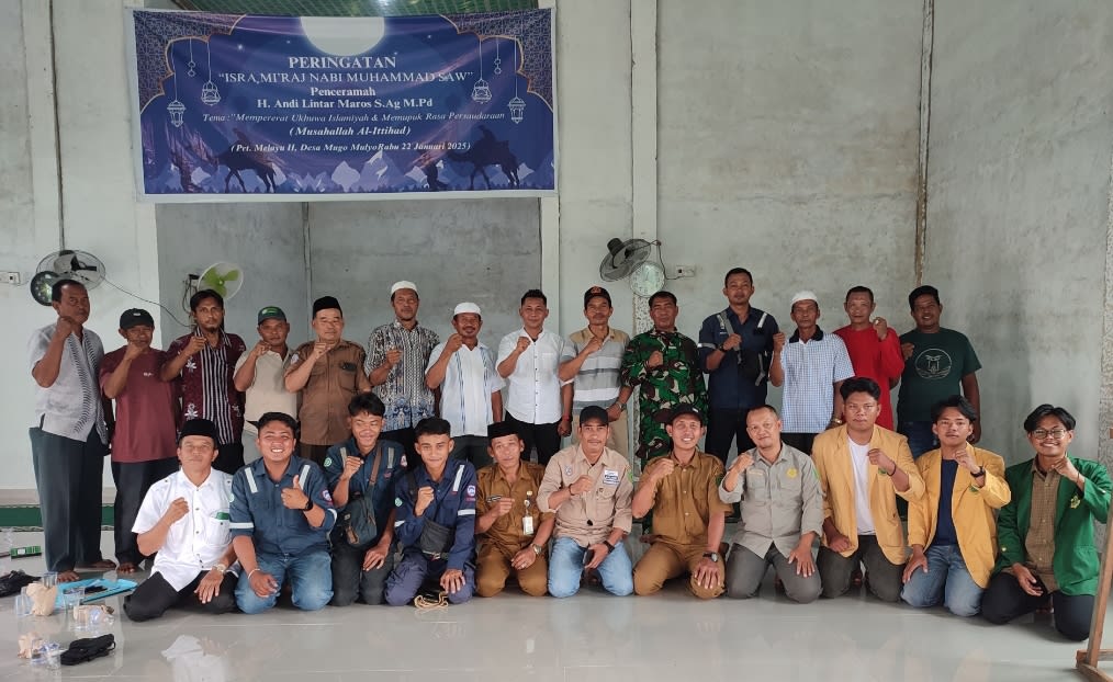 Rapat Persiapan Normalisasi Parit Sawah Desa Benteng Barat Mugo Mulyo Kecamatan Sungai Batang Kabupaten Indragiri Hilir