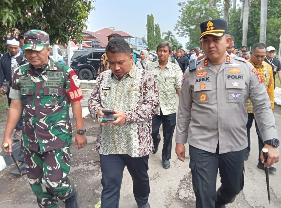 BUPATI SUBANG DIDAMPINGI KADIS PERIKANAN HADIRI KUNKER KOMISI IV DPRI DI BPPSDM PATOK BESI
