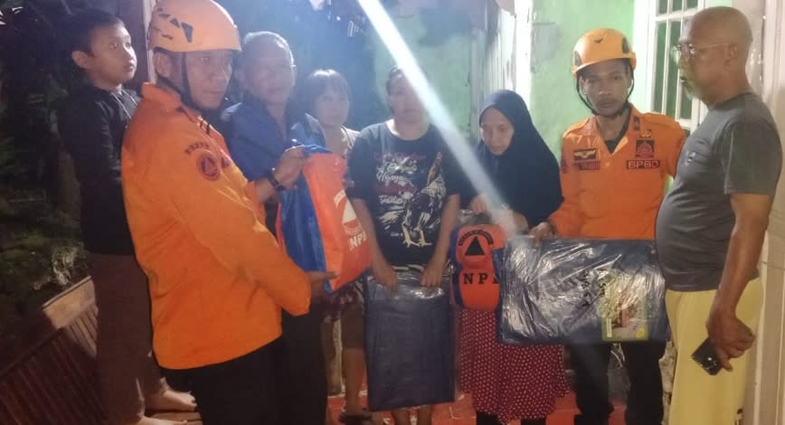Dampak Dari Angin Kencang Rumah Milik Almarhum Warso Roboh Hingga kagetkan Warga Desa Lebak anyar
