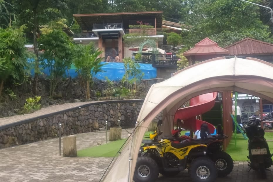 Kolam renang Cilenca di kecamatan Bojong destinasi Wisata yang menarik dan menawan