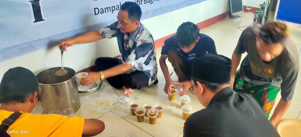 Dewan Mesjid Indonesia Kota Sukabumi, Jum'at Berkah Berbagi