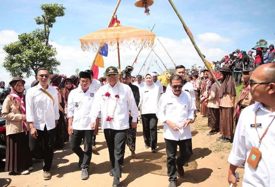 Desa Wisata dan BUMDes Hebat Wilayah III Resmi Diluncurkan, Ini Pesan Bupati Garut
