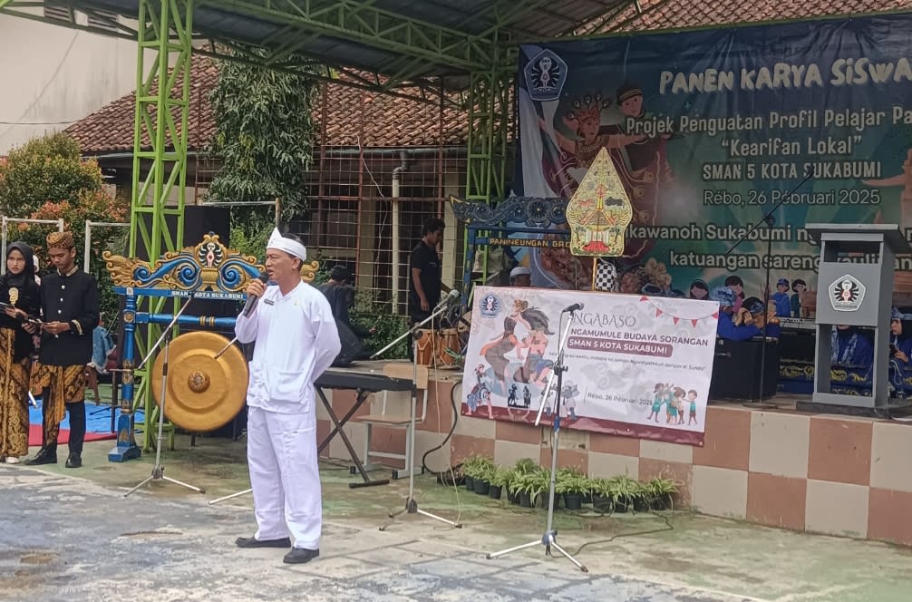 NGABASO "ngamumule budaya sorangan"  SMA Negeri 5 Kota Sukabumi